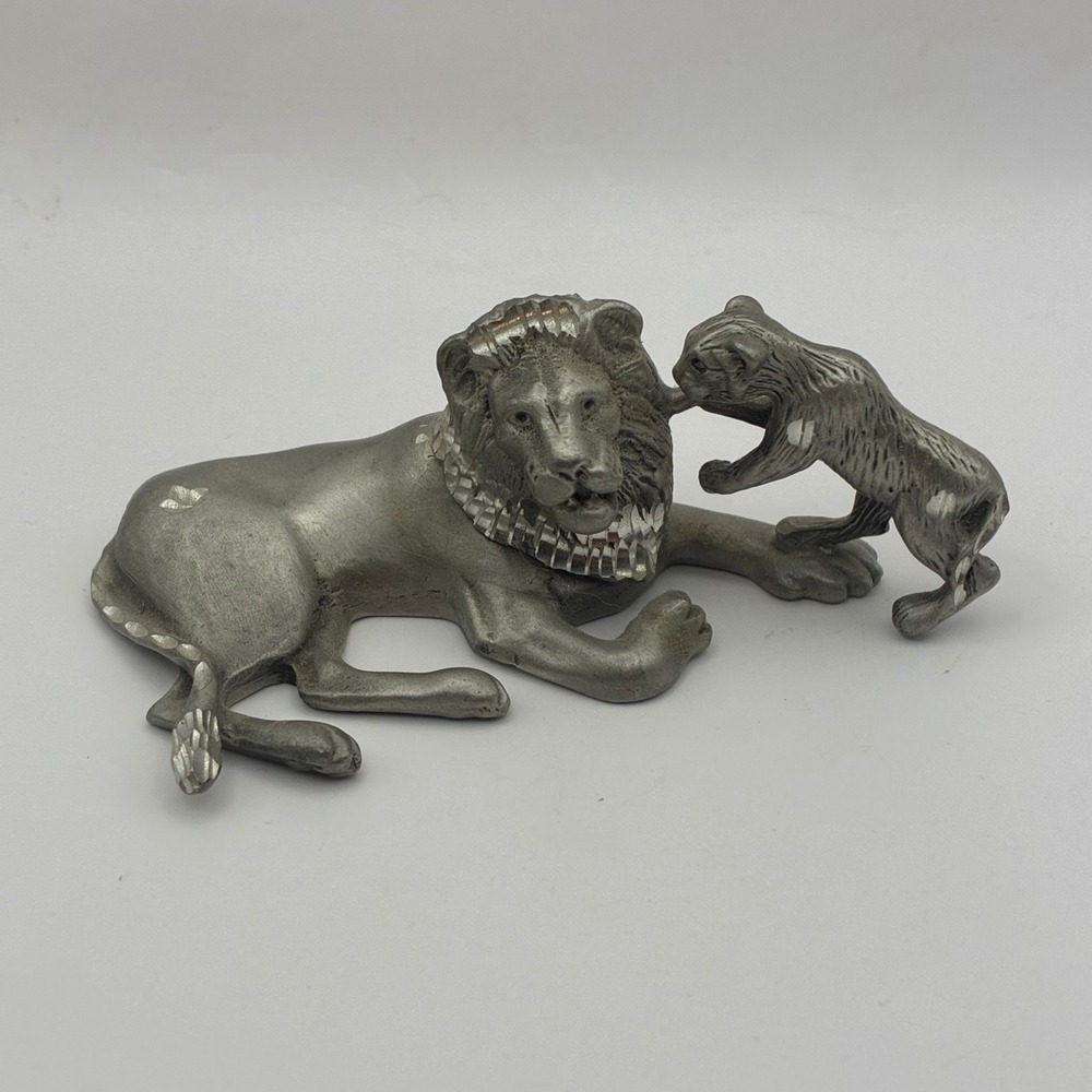 Vintage Cuter Pewter Lion and Cub Figurine Silver Tone Metal Wildlife Statue
